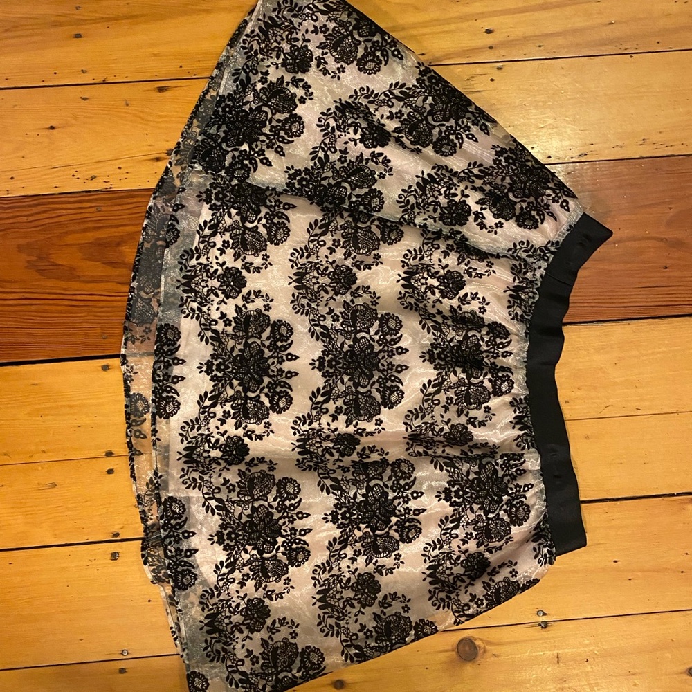 Elegant Black Floral Lace Skirt